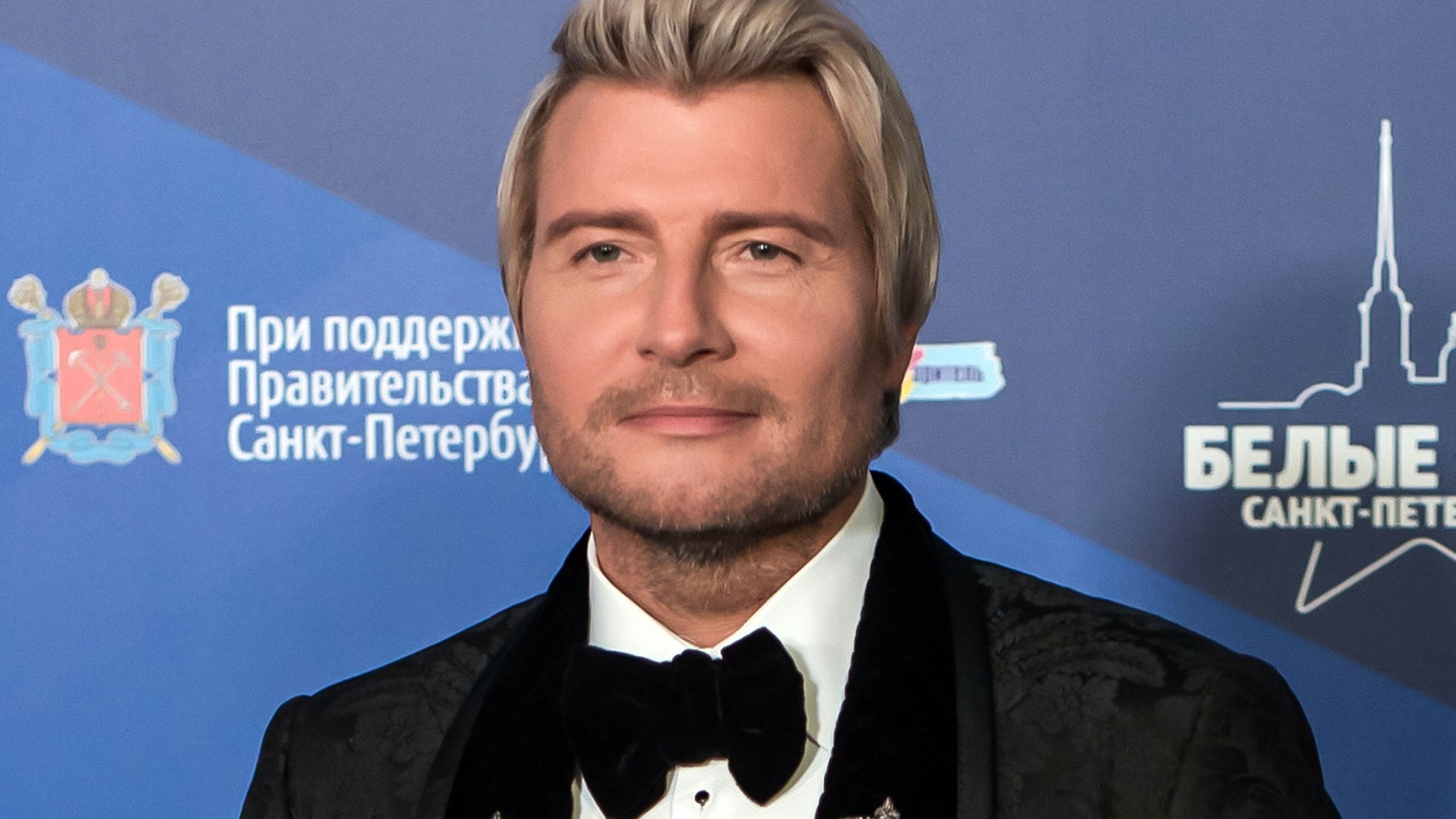 Басков застрял в самолете в петербургском аэропорту Пулково