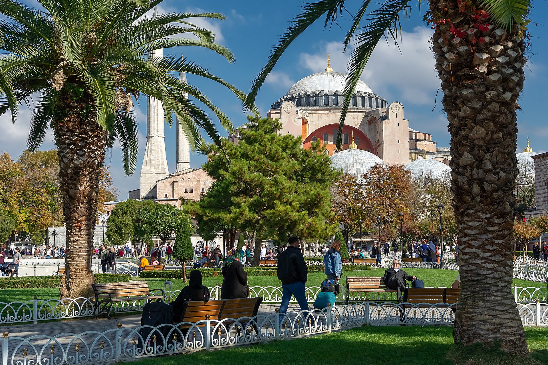 Работники отелей в Турции пожаловались на неряшливость и скупость русских туристов 