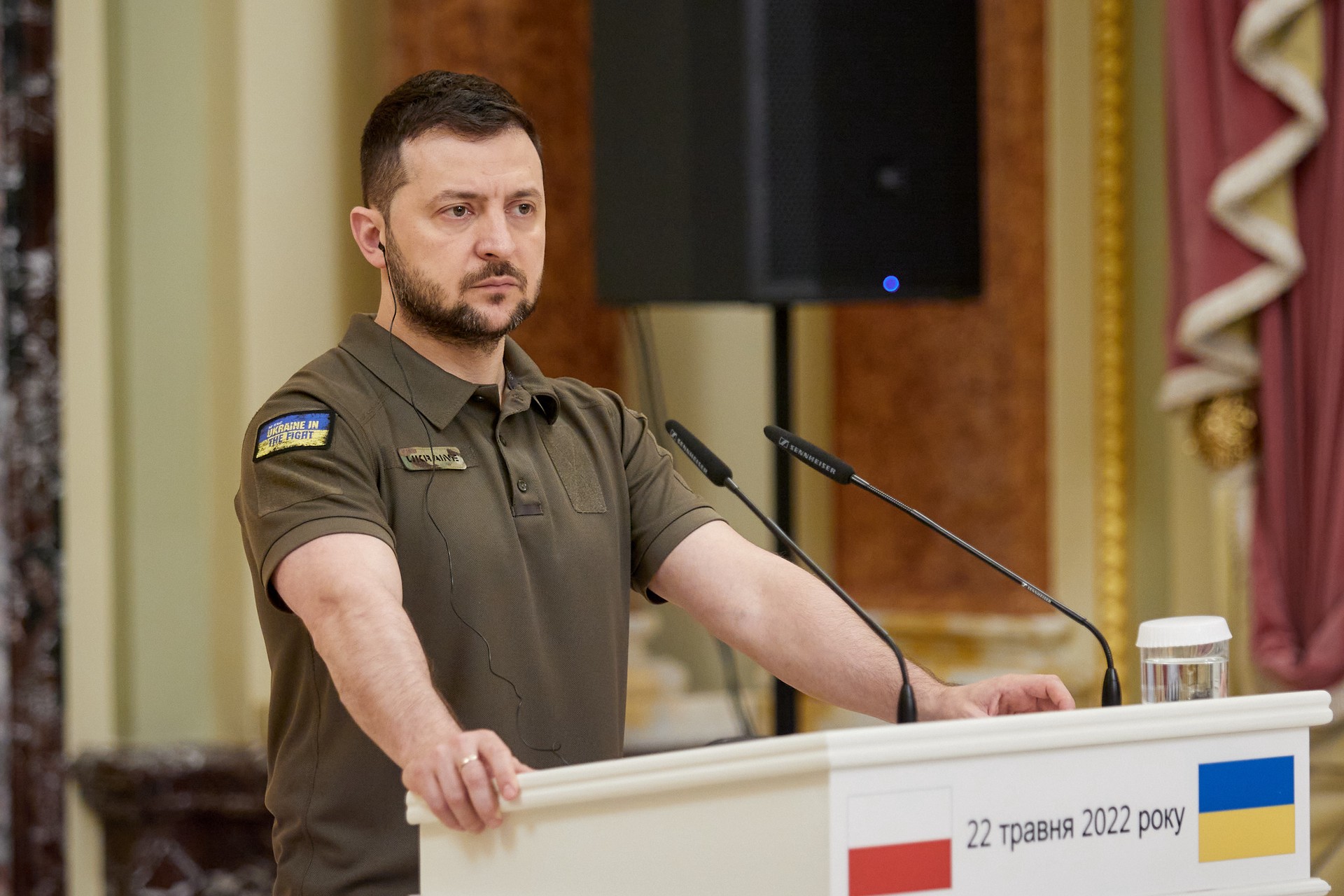 Зеленский призвал Раду отнестись к закону о правах поляков «максимально добросовестно»