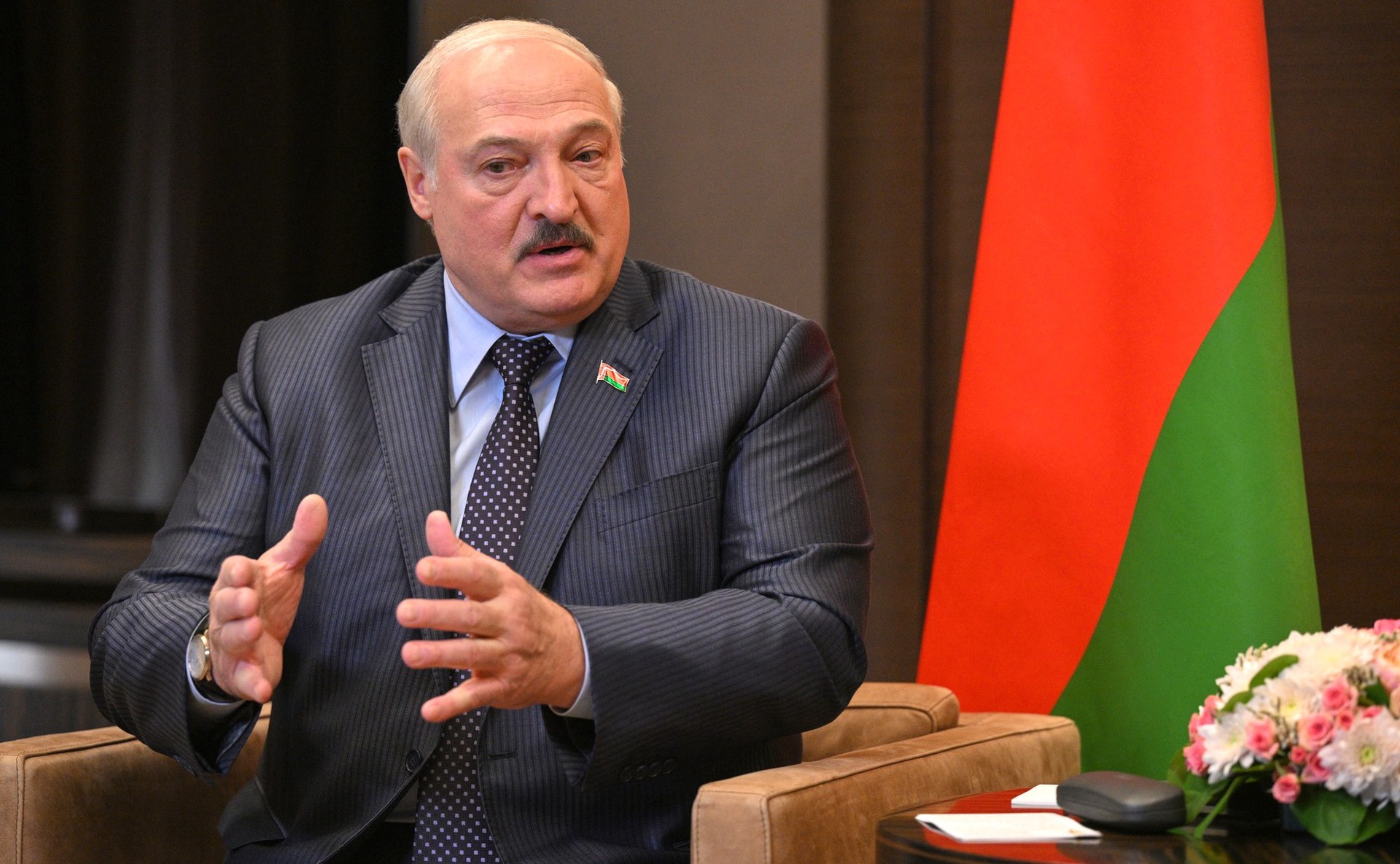 Лукашенко признался, что никогда не воровал
