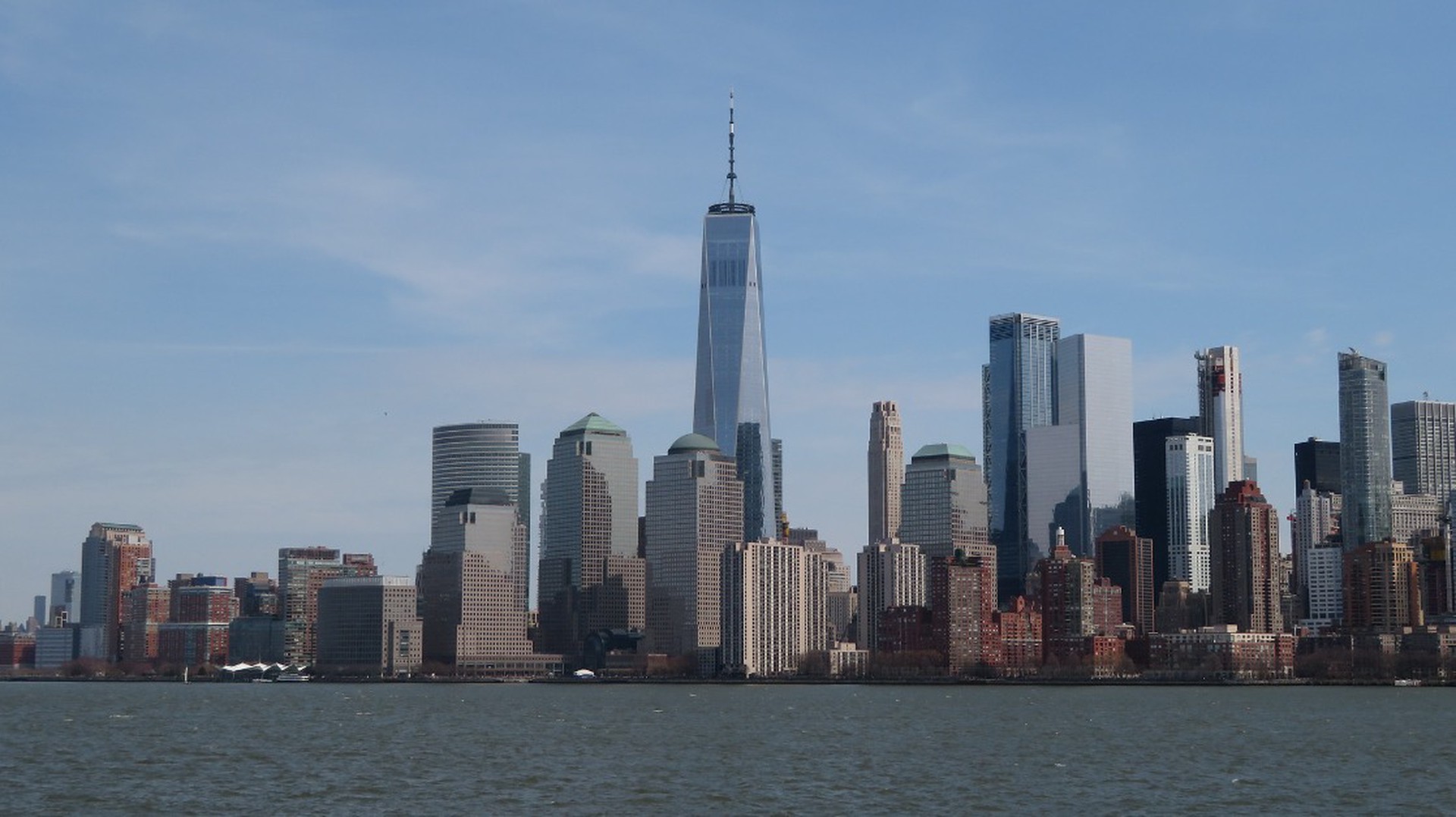 Нью-Йорк начал тонуть из-за внушительного веса небоскребов