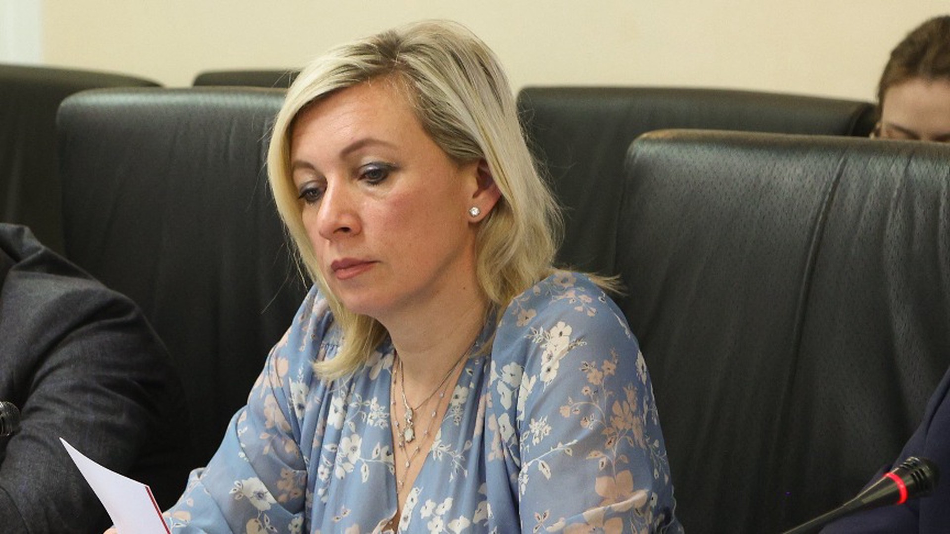 Захарова назвала обещания Зеленского ничтожными 