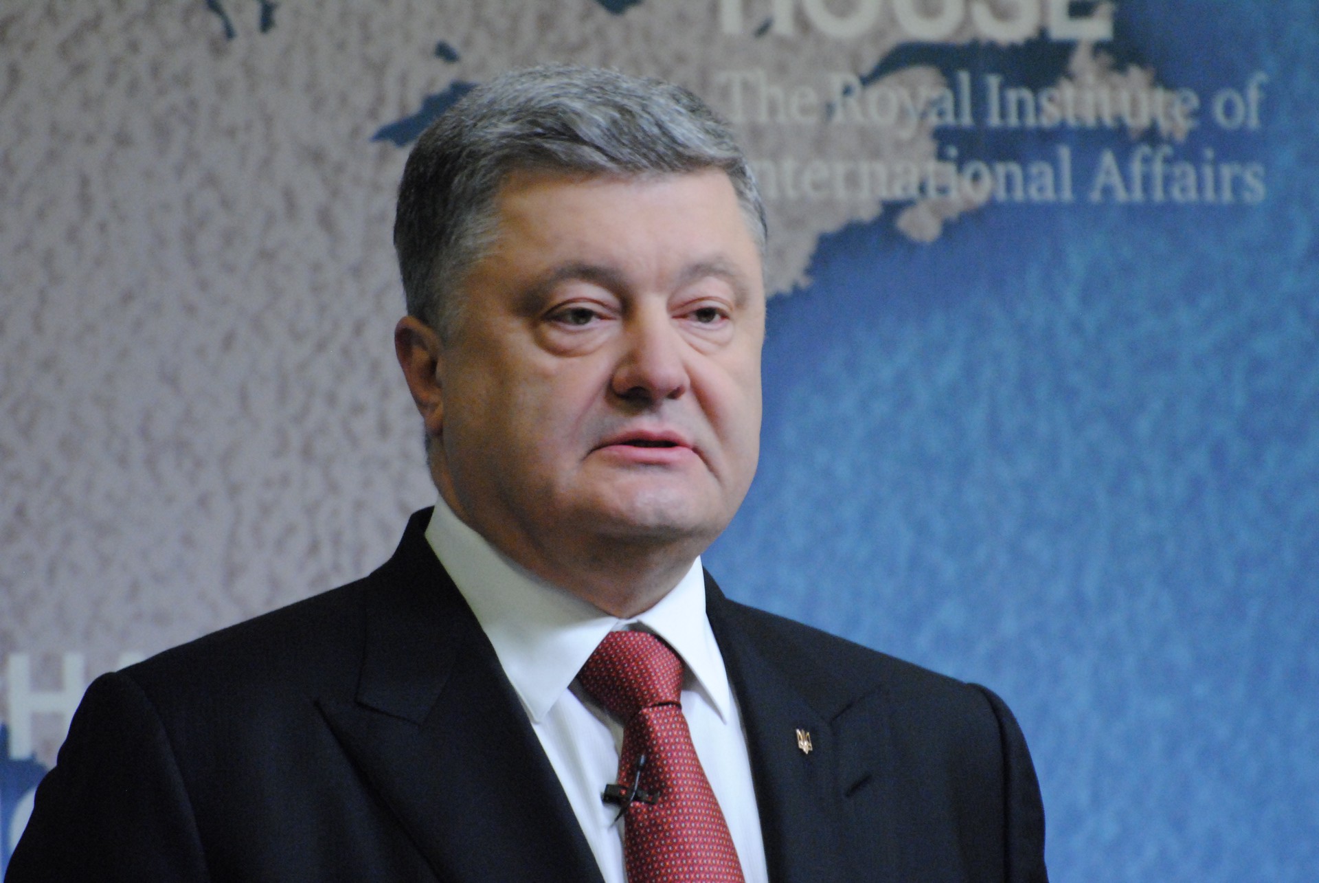 Порошенко заявил о желании вернуть себе пост президента Украины