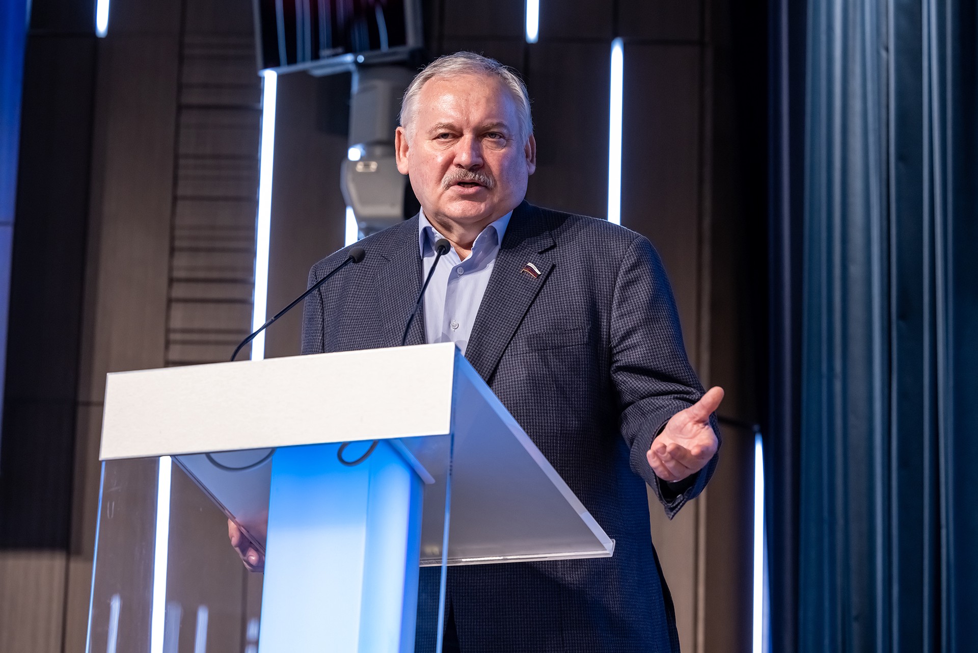 Депутат Затулин потребовал от оскорбившего его коллеги Матвеева извинений