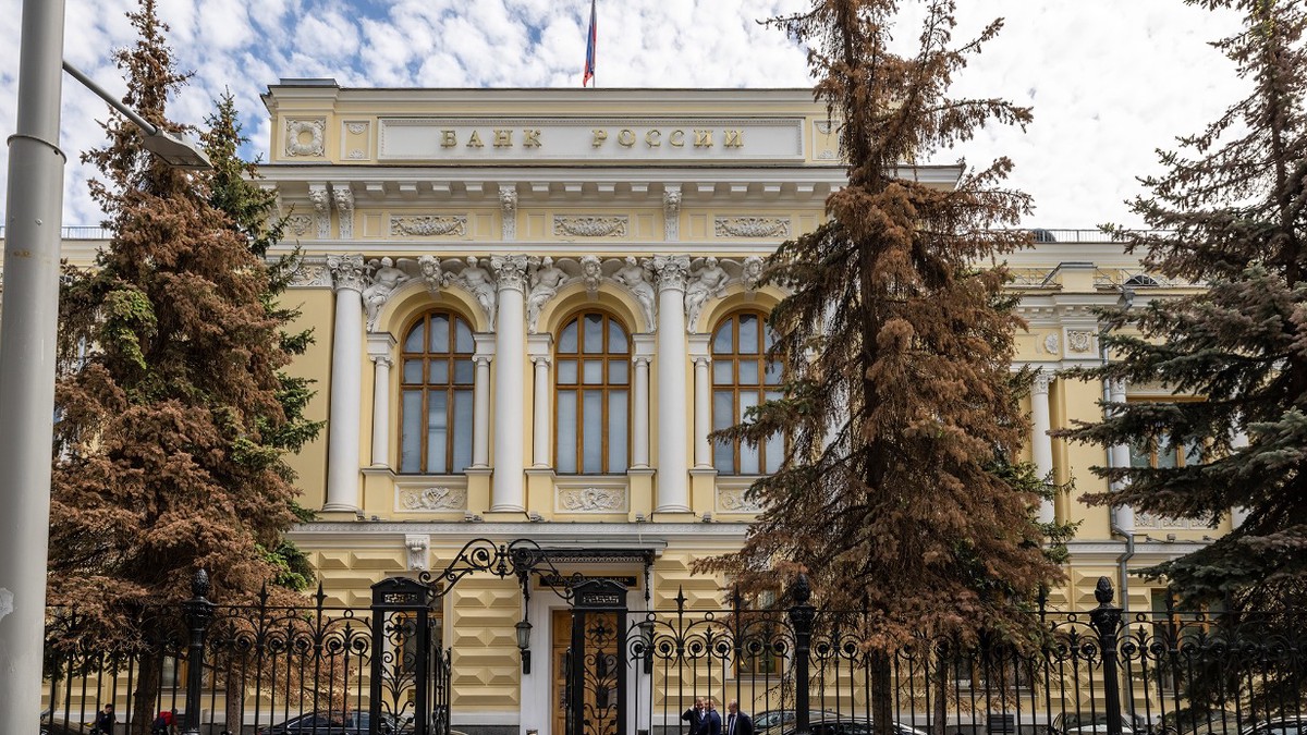 Эксперт заявил, что у Центробанка РФ есть только один путь для борьбы с инфляцией