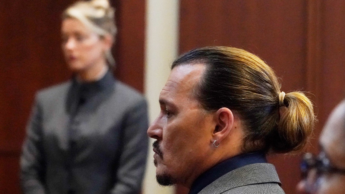 Джонни Депп выиграл суд против Эмбер Херд. Её слова об избиениях и насилии признали клеветой