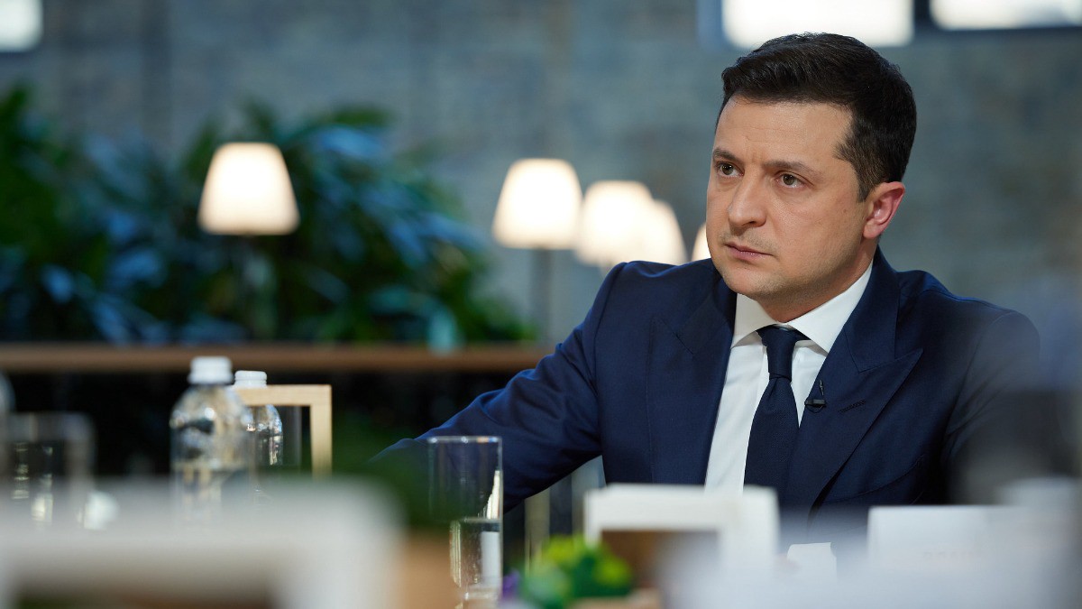 Зеленскому предрекли падение режима