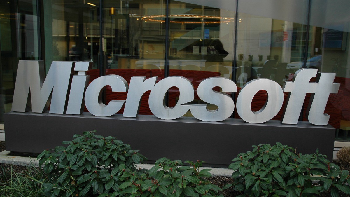 Эксперт: Microsoft ставит крест на своём возвращении в Россию