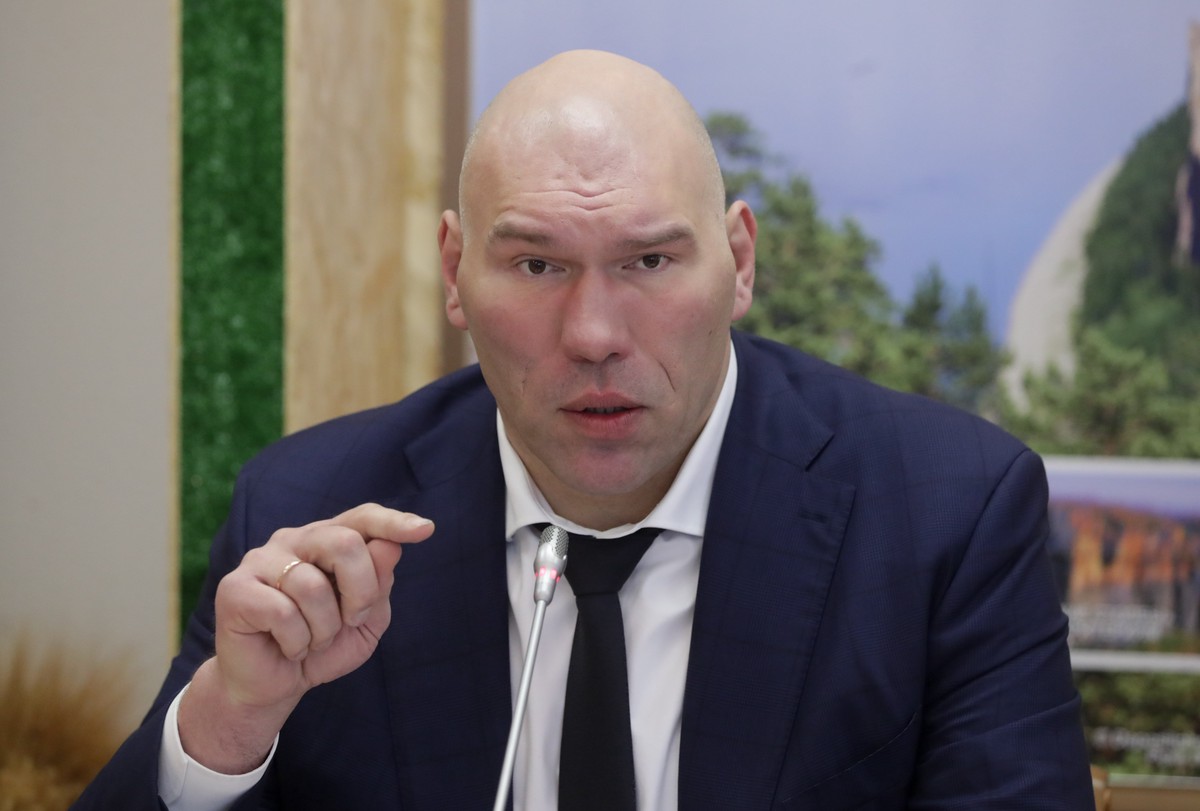Валуев признался, что комплексовал из-за физкультуры в школе