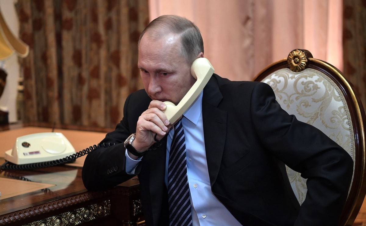 Песков подтвердил готовящийся разговор Путина и Трампа