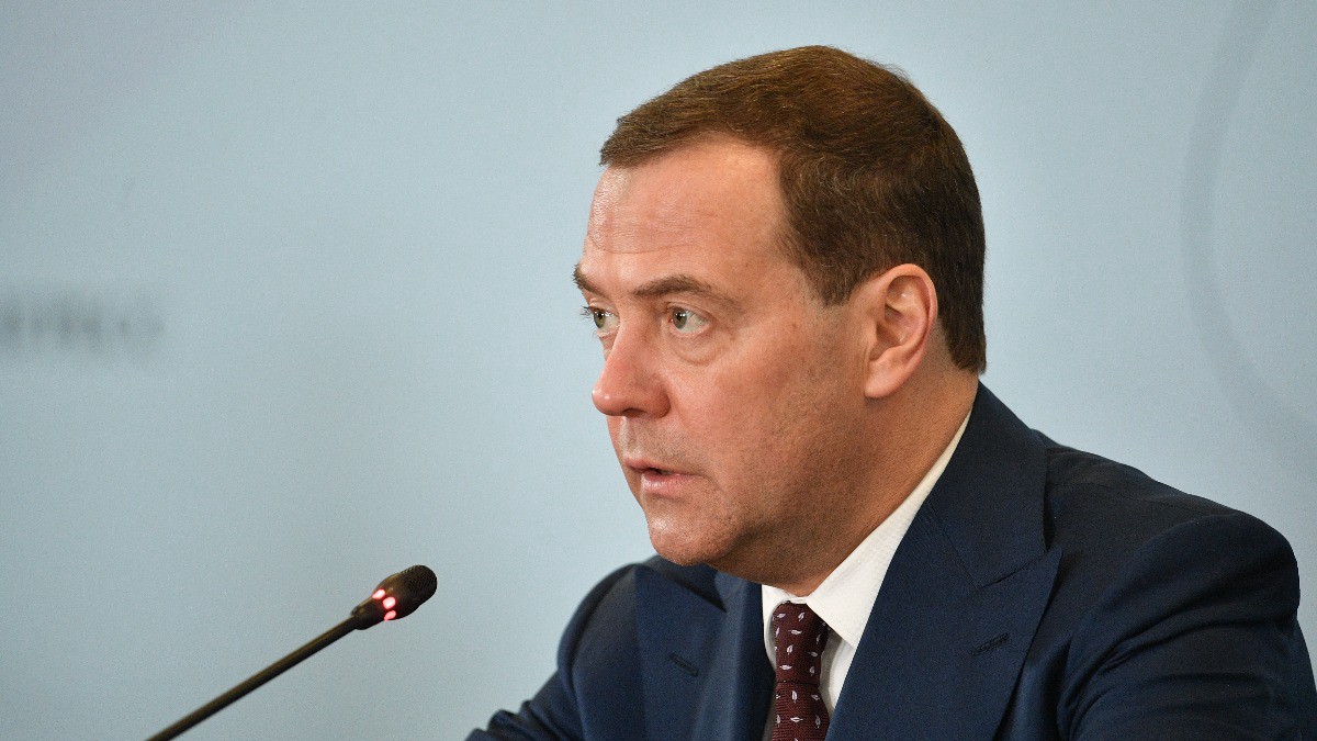 Медведев: Америке угрожает гражданское противостояние из-за ситуации в Техасе