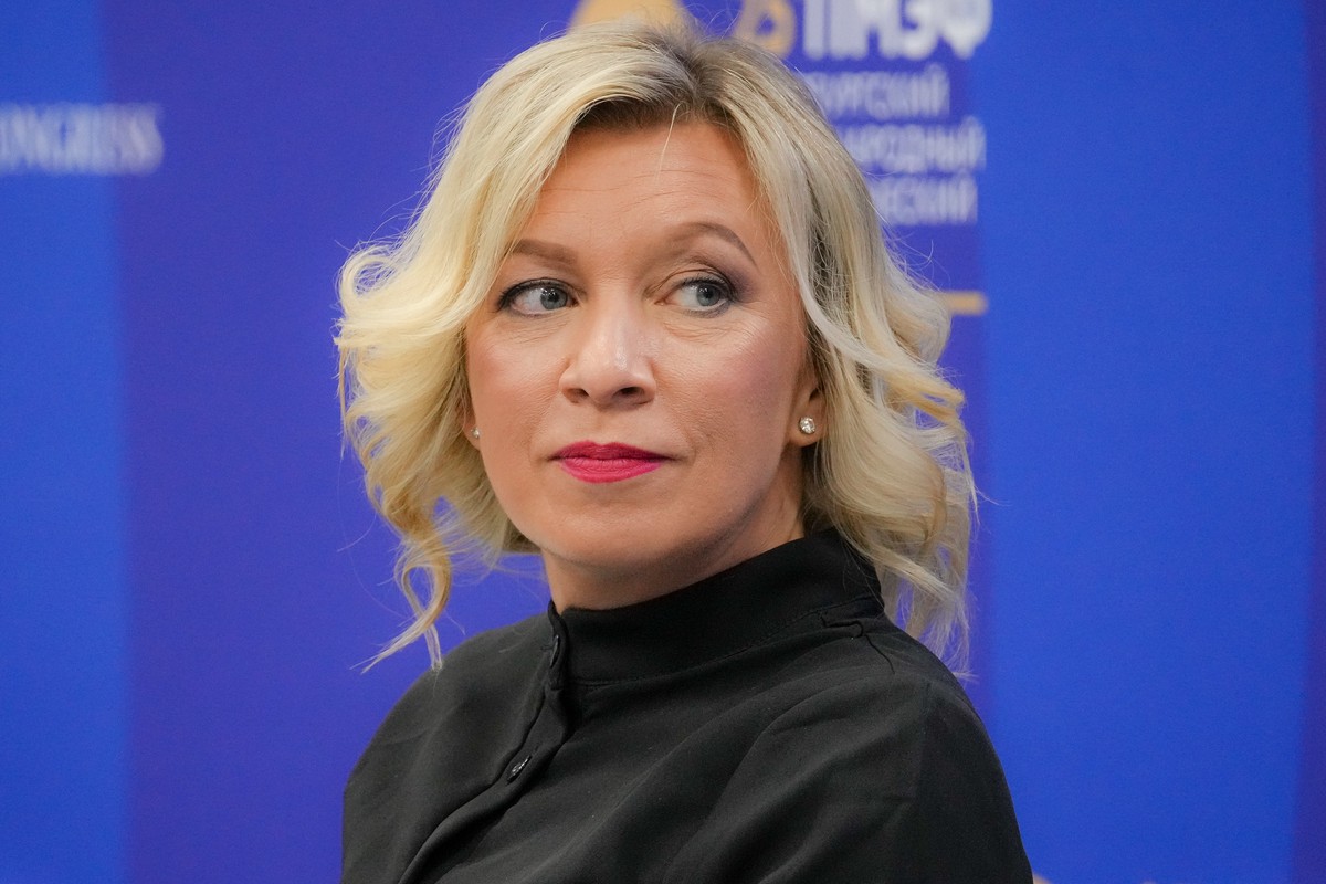 Захарова прокомментировала слова Борреля о том, что ЕС помогает Киеву не из любви к Украине
