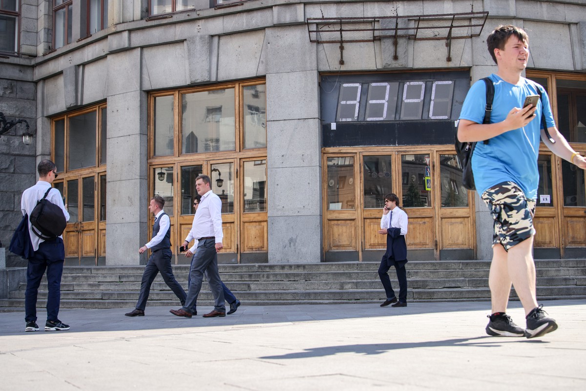 В Госдуме объяснили суть законопроекта об опозданиях на работу из-за погодных условий 