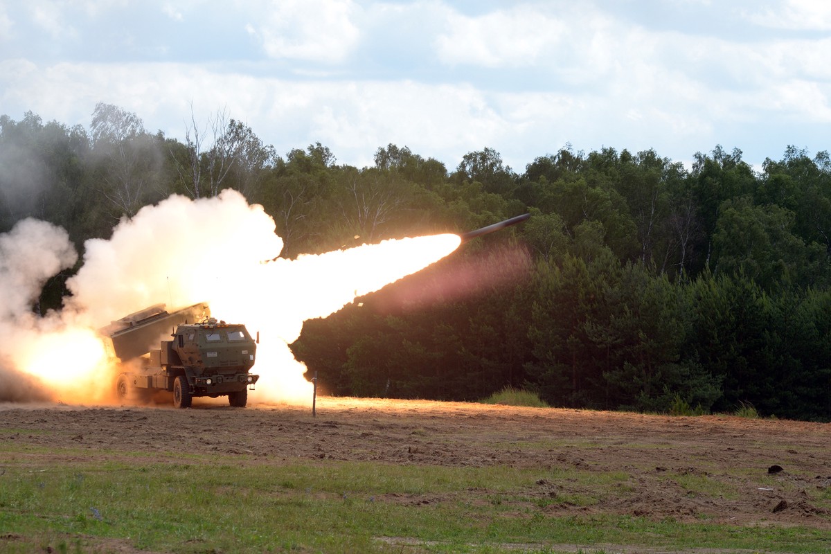 В НАТО в ближайшие месяцы намерены увеличить поставки РСЗО HIMARS на Украину