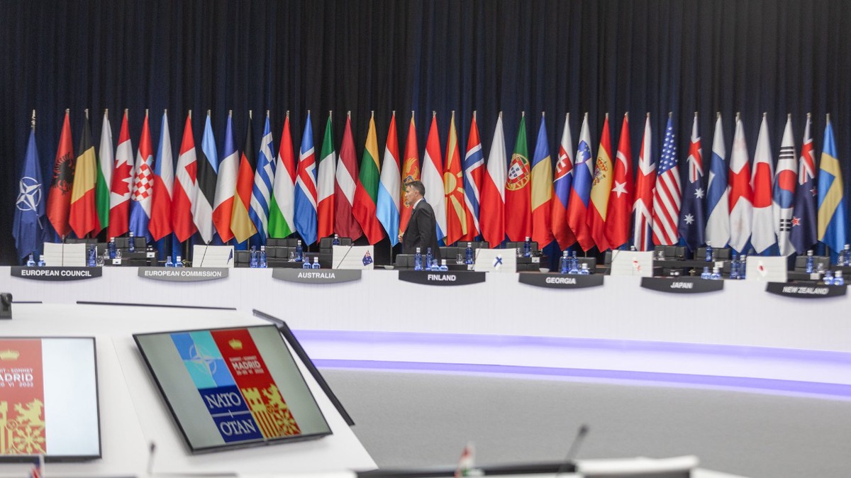 Лидеры стран G7 и НАТО пообещали поддержать Польшу в расследовании ракетного инцидента