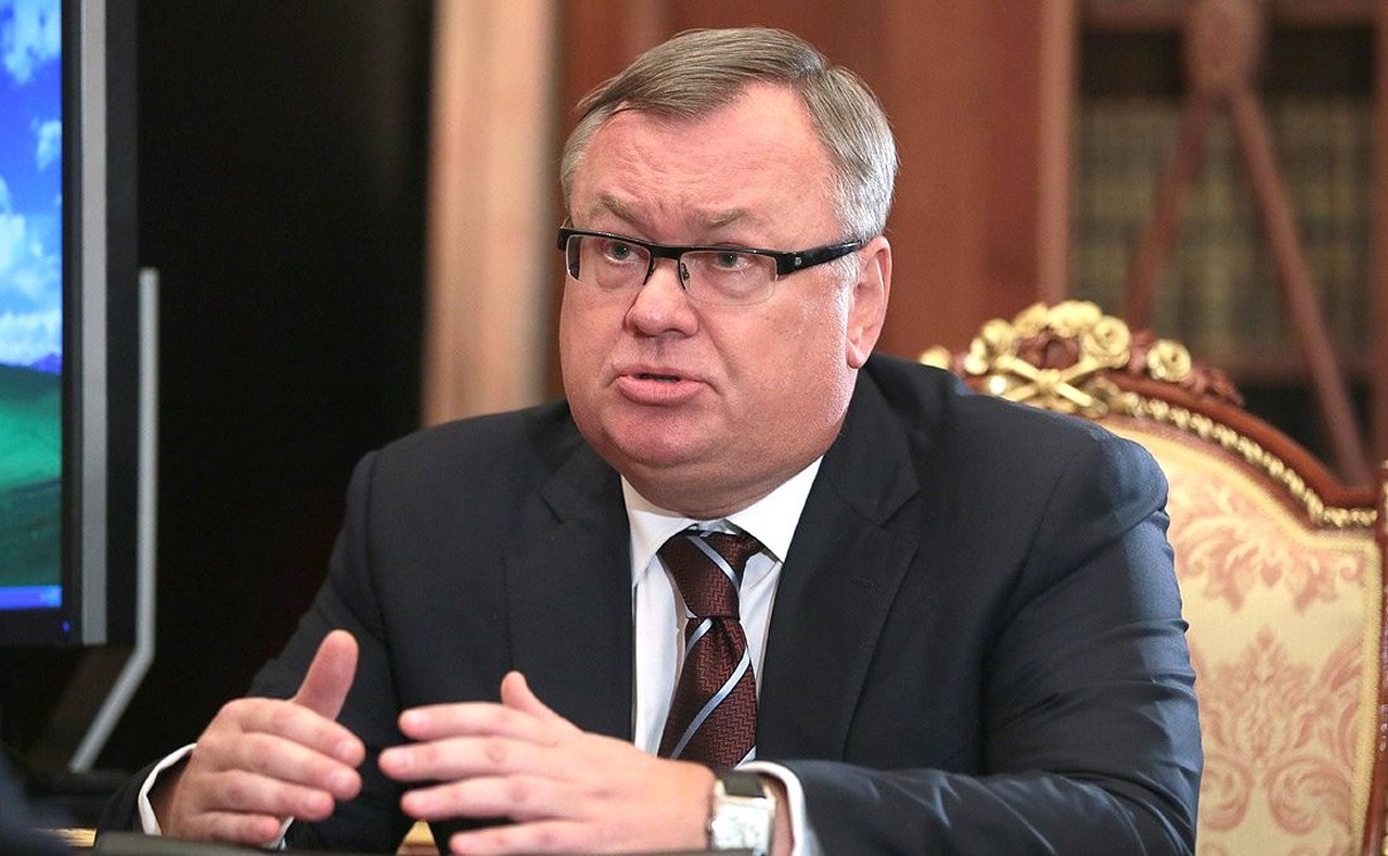 Глава ВТБ заявил о новой холодной войне