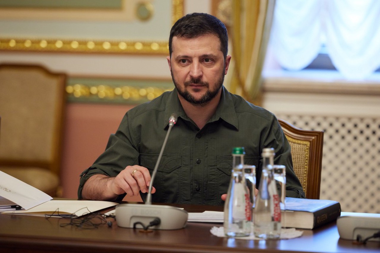 Зеленский считает, что Белоруссия тоже станет участвовать в конфликте на Украине