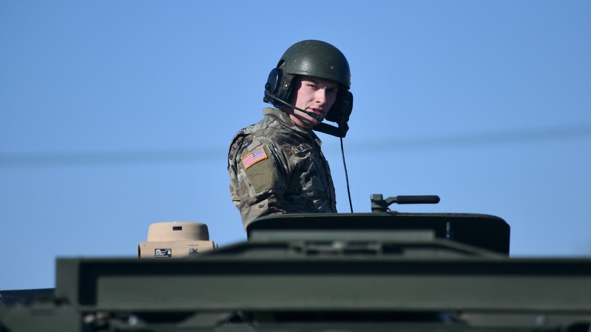 Экс-агент ЦРУ Джонсон считает, что для ввода войск на Украину США нужно 700 тысяч солдат