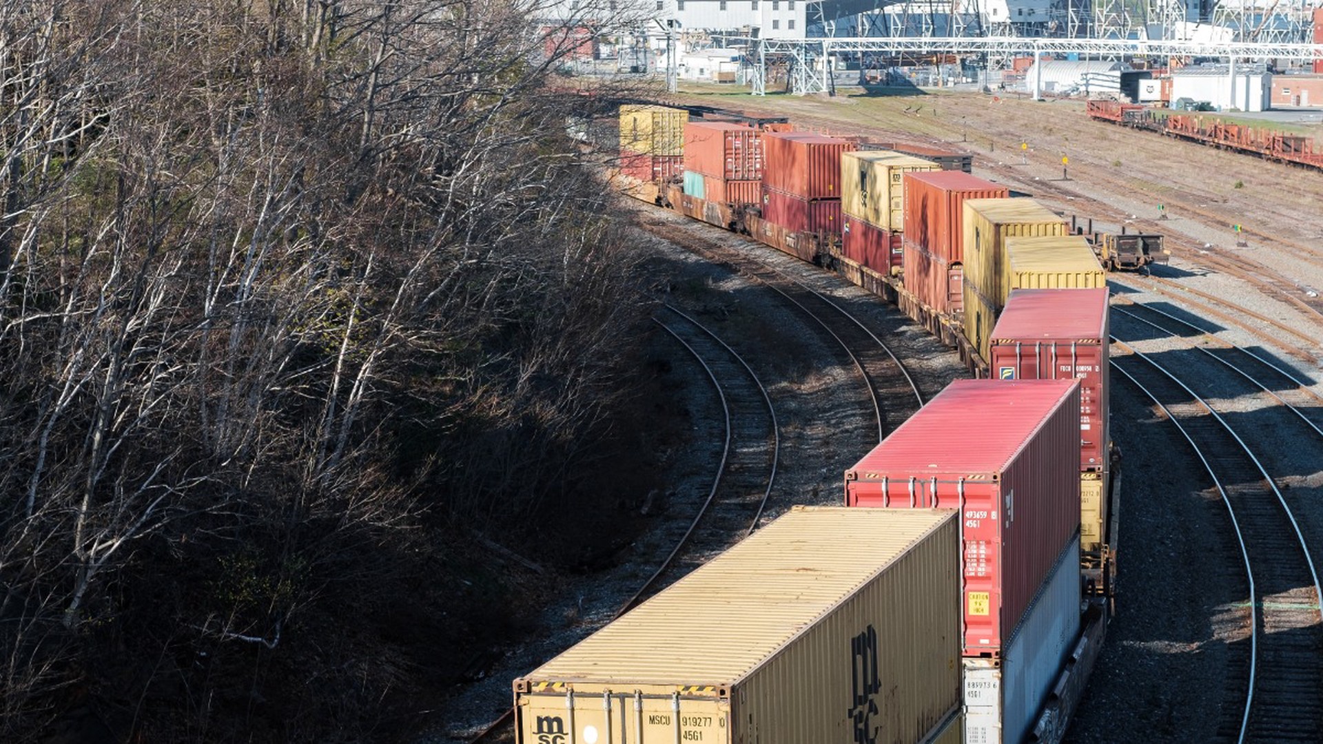 ВСУ пытаются нанести ущерб железной дороге из Крыма в Ростов в новых регионах 
