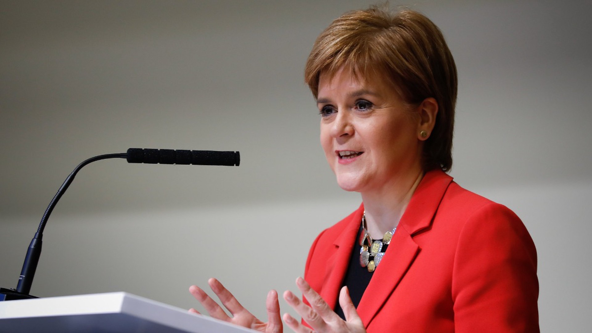 Премьер Шотландии Стерджен заявила о пришедшем времени для референдума в стране