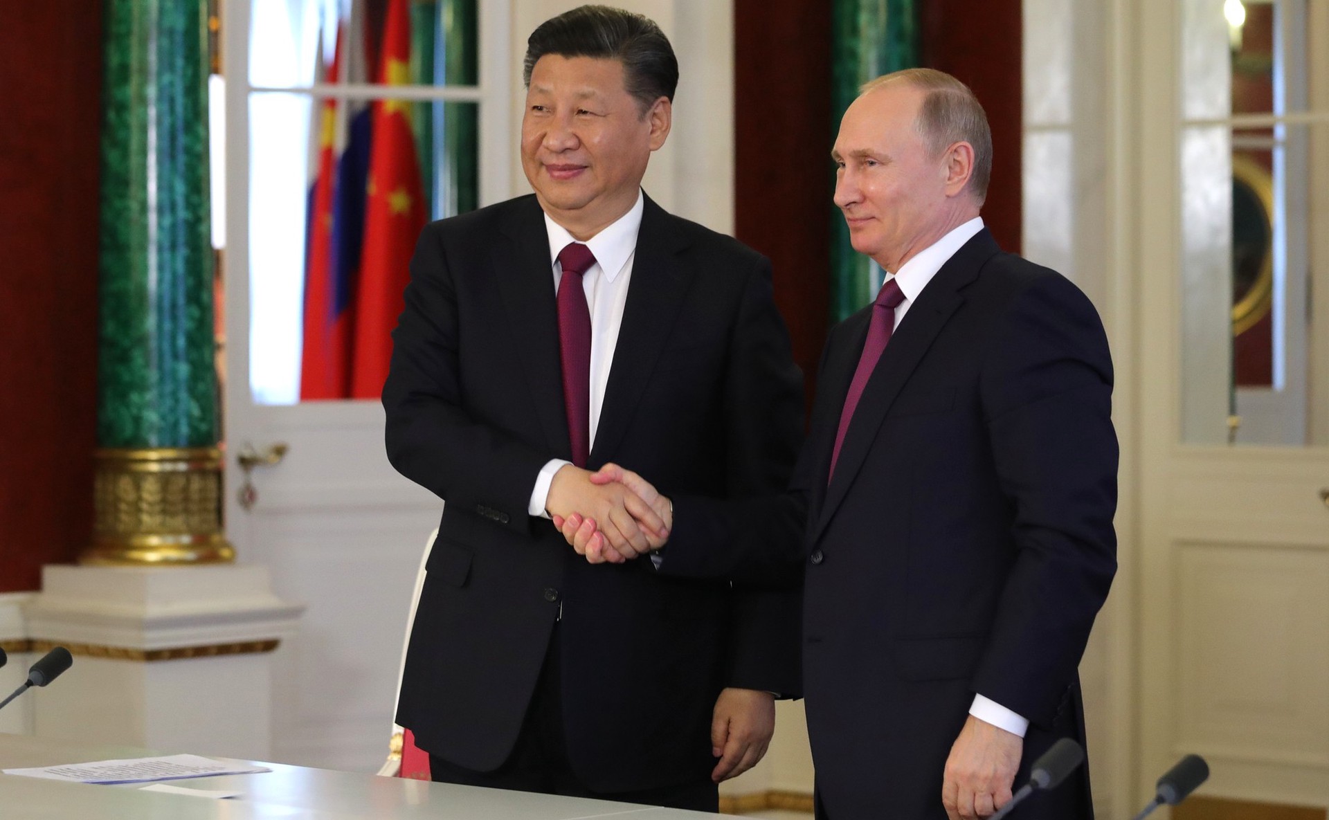 Владимир в пути: что президент России обсудит в Пекине с председателем КНР