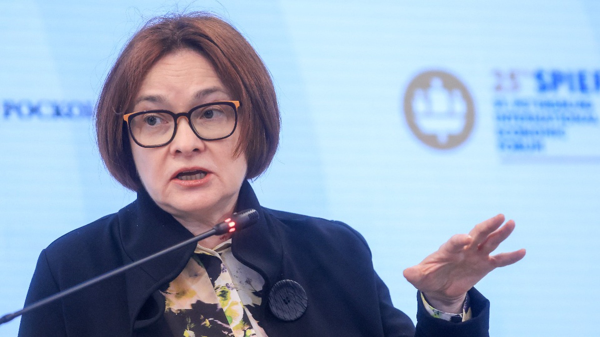 Из ростовщиков в помощники: как теперь будут работать банки?