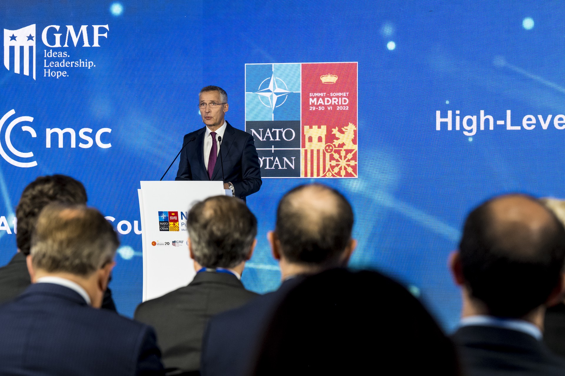 Генсек НАТО заявил, что РФ и КНР открыто бросили вызов мировому порядку