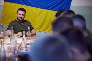 СМИ: Зеленский собирается продать Украину западным партнёрам