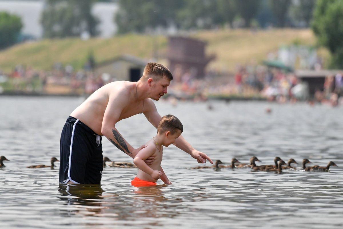 Инфекционист рассказал, как определить опасный для купания водоём