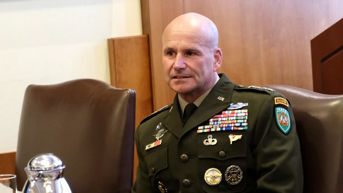 Боуз: Главком НАТО в Европе Каволи ожидает победы России на Украине