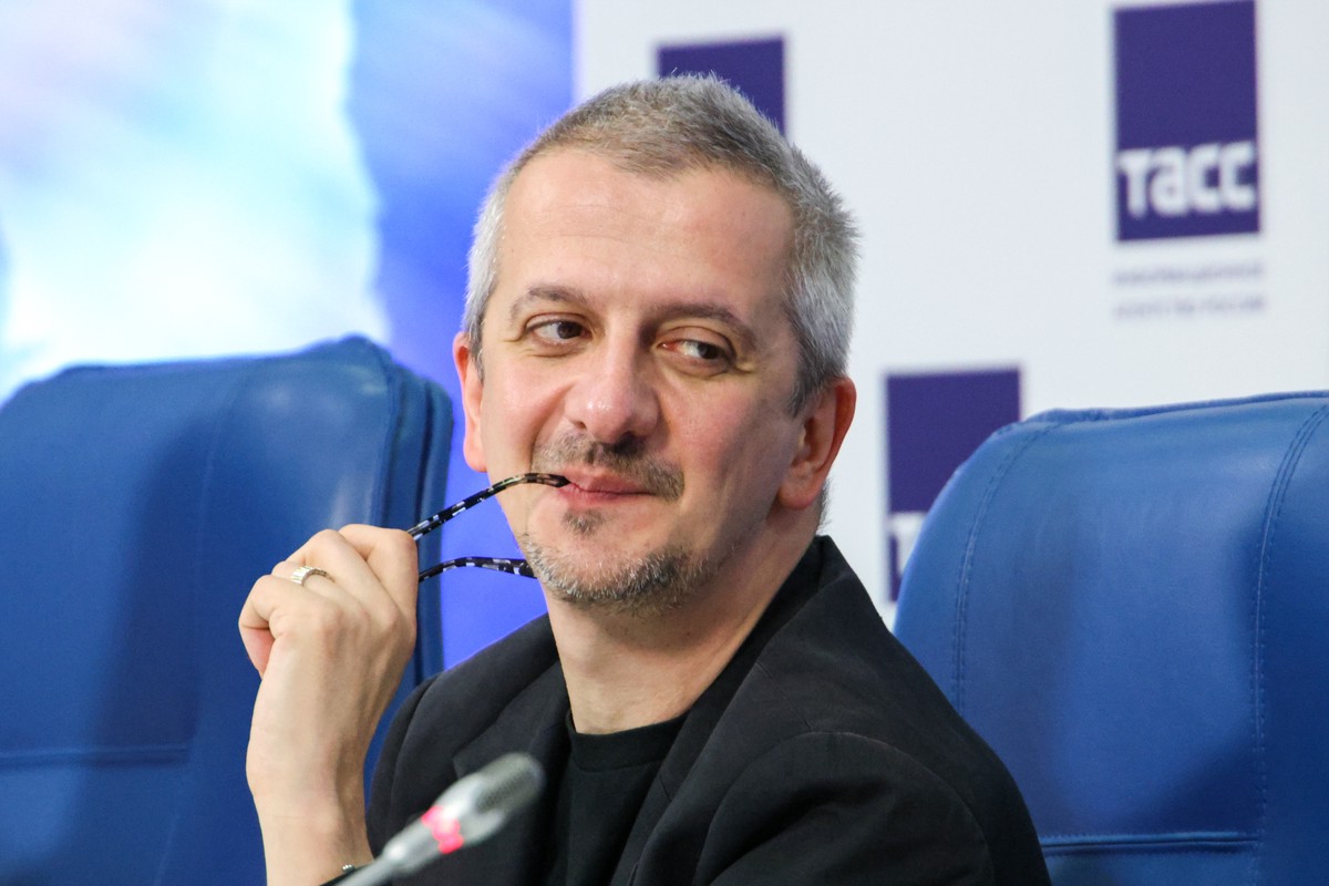 Богомолов возглавит Школу-студию МХАТ