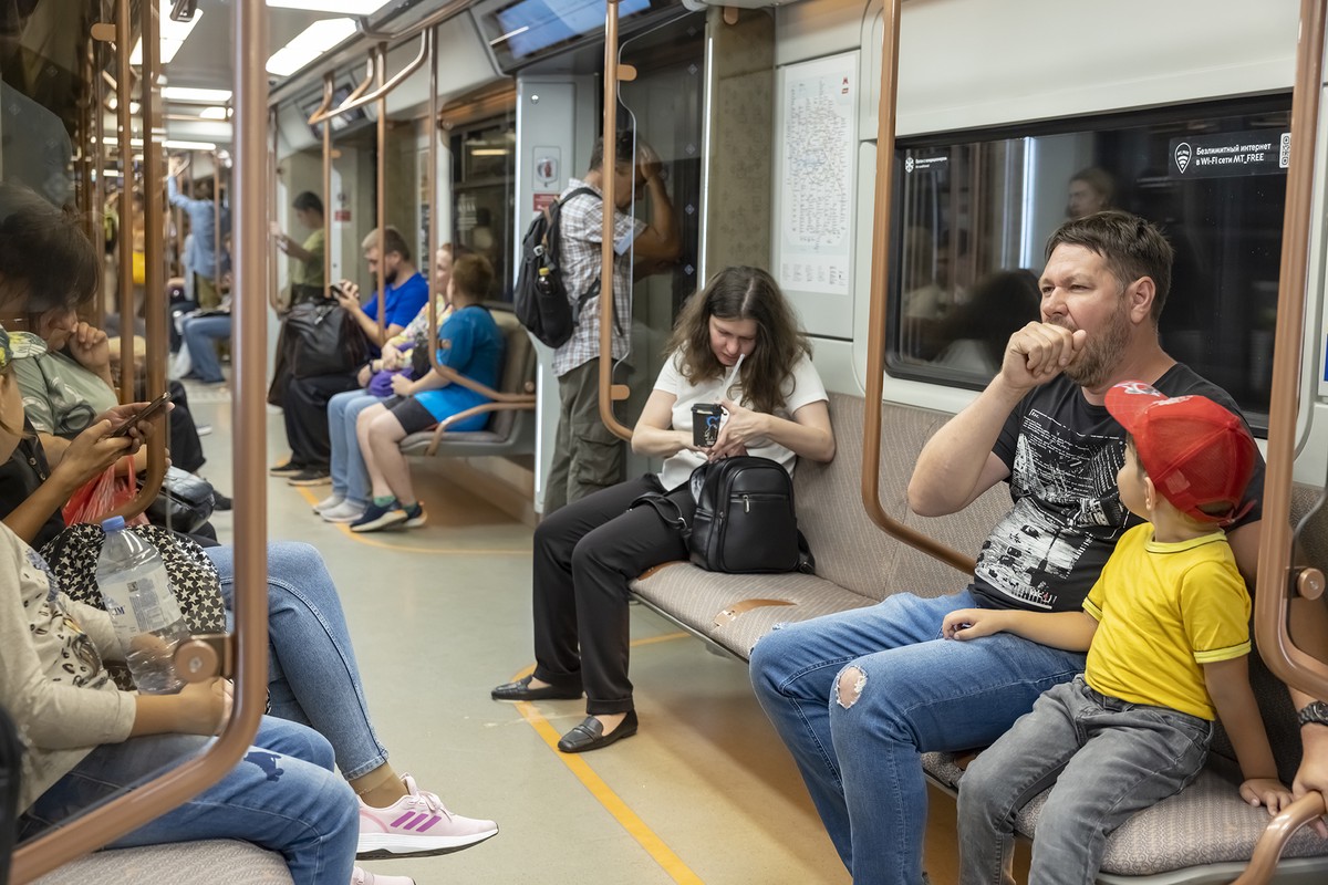 Врач перечислил опасные болезни, на которые может указывать частая зевота