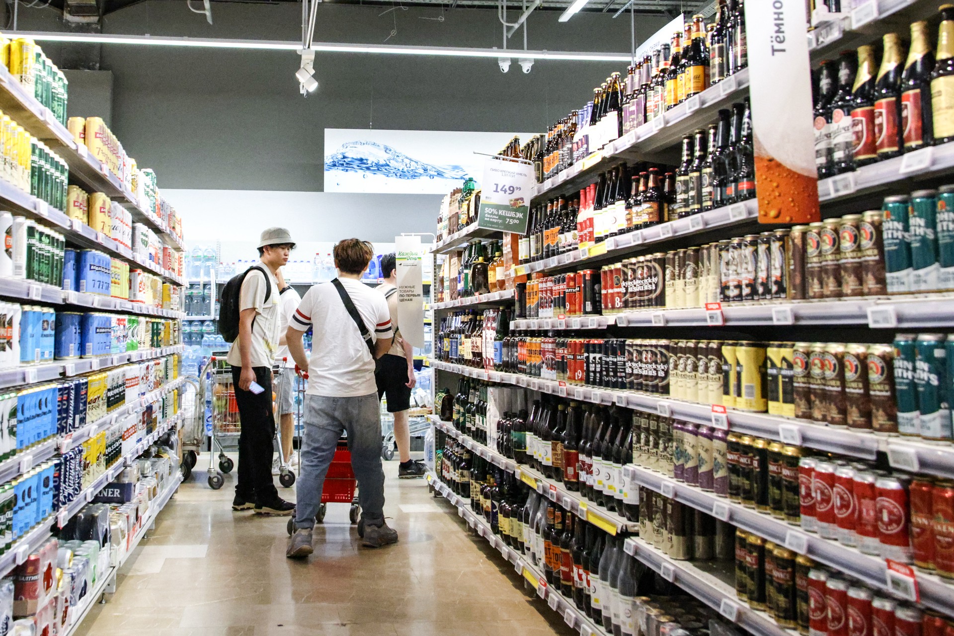 Импортозамещение или «ничего хорошего»? Что эксперты думают о росте продаж слабого алкоголя в России