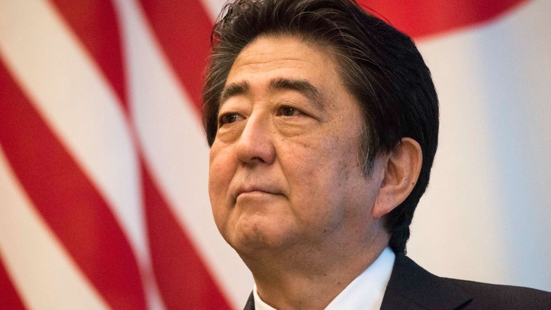 Экс-премьер-министр Японии Синдзо Абэ скончался