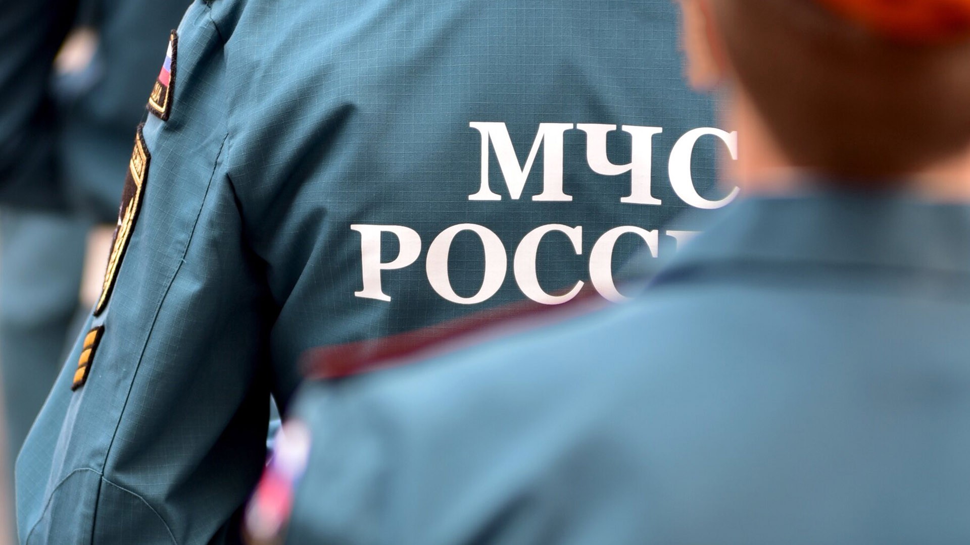 В МЧС заявили, что сообщения по радио о воздушной тревоге в ряде городов РФ являются хакерской атакой