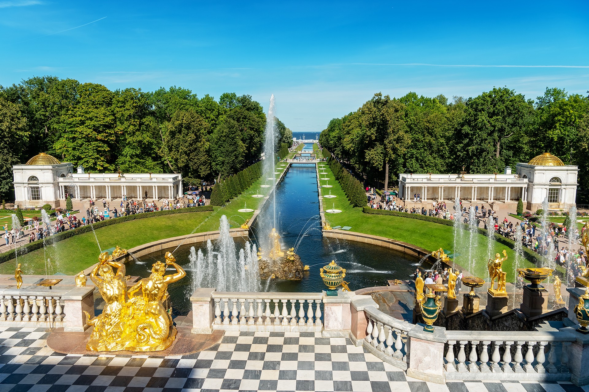 Открытие фонтанов в Москве и Санкт‑Петербурге в мае-2026: главные даты, традиции и сюрпризы