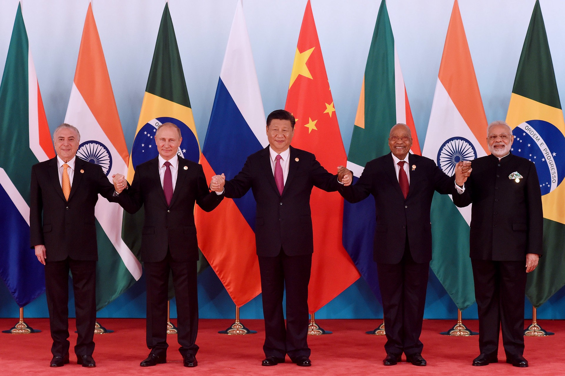 Bloomberg: Индия и Бразилия не поддержали призыв Китая расширить БРИКС