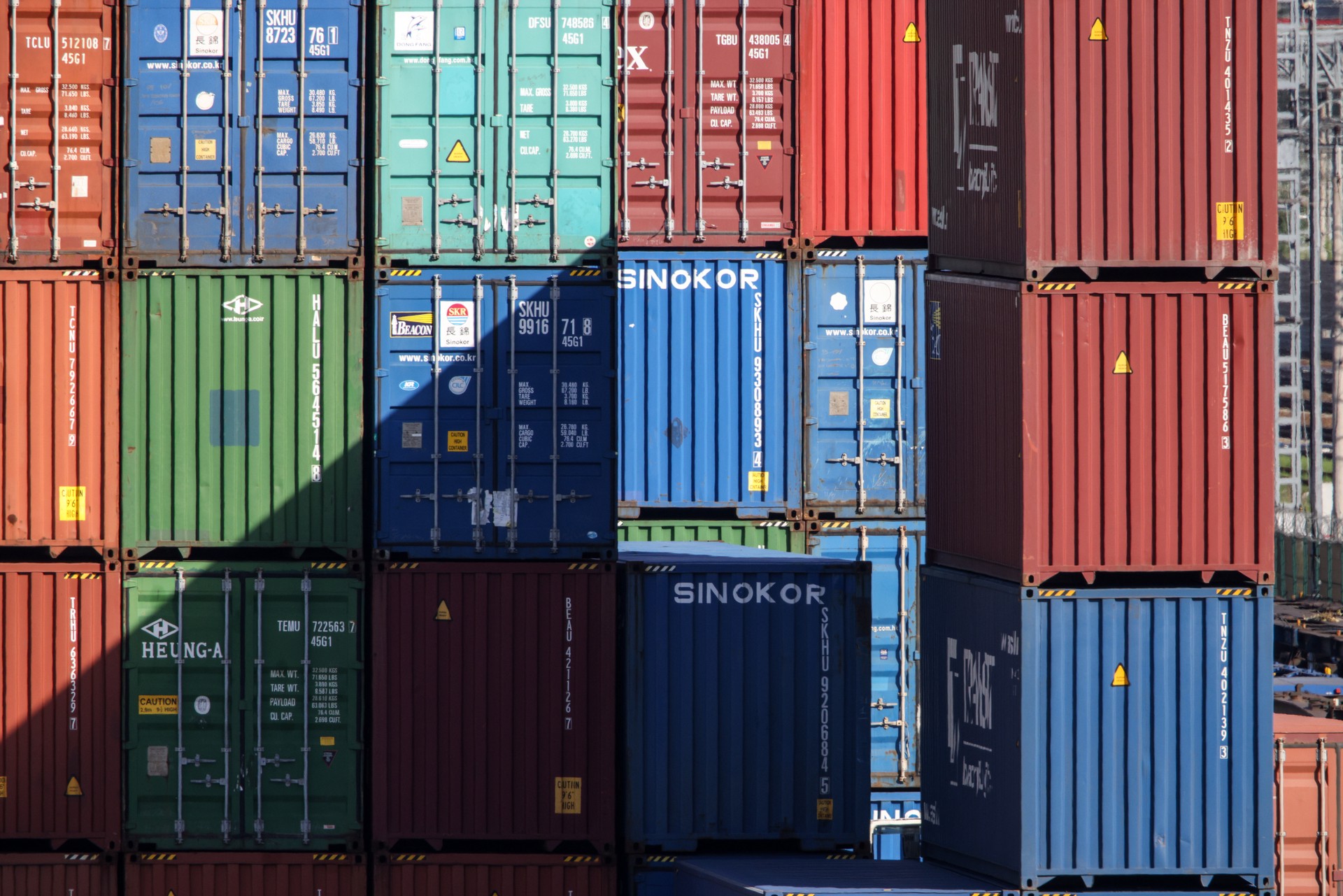 Россия впервые проиграла Европе на товарном рынке