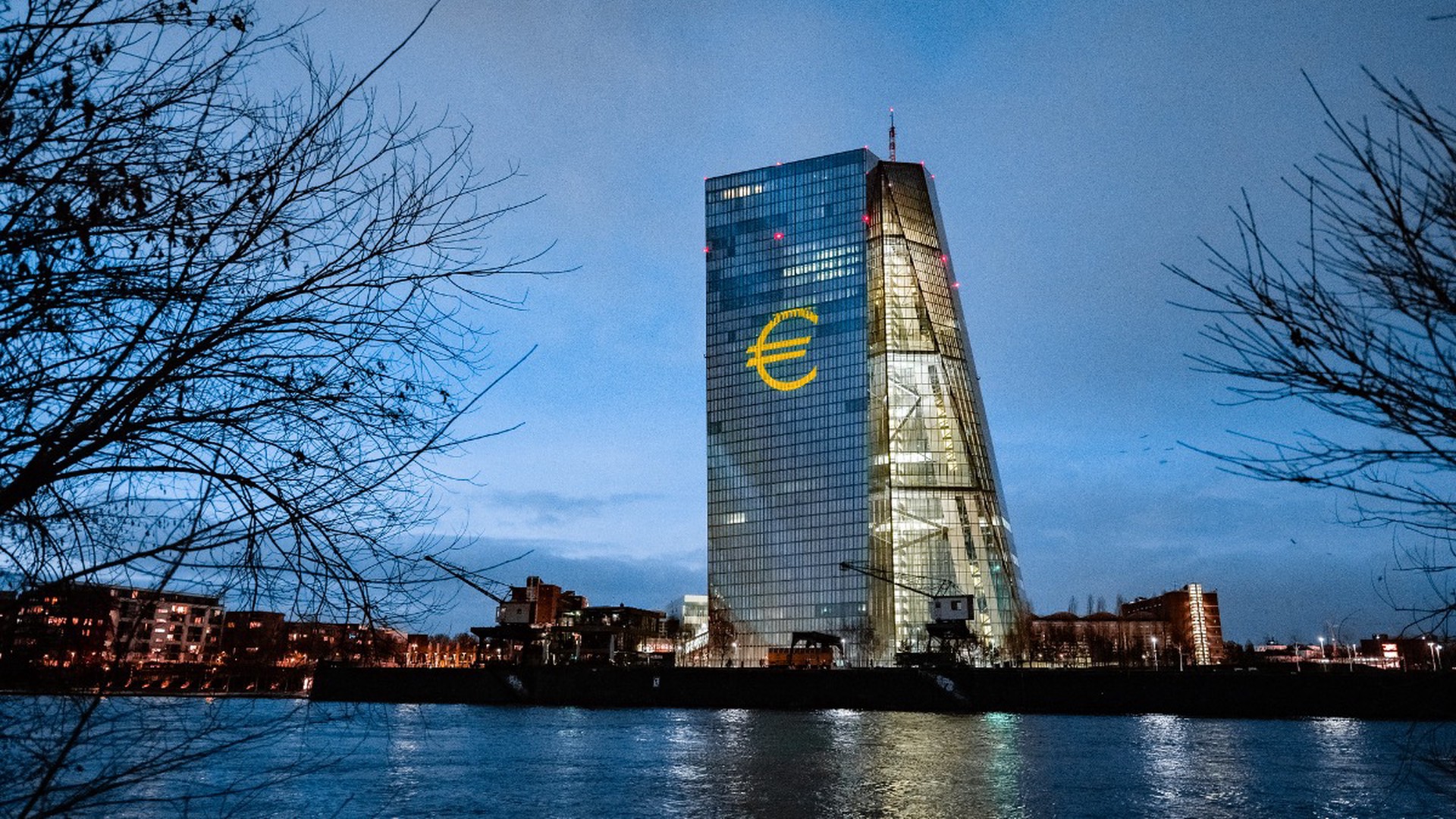 Eurostat: экономика еврозоны вошла в рецессию в I квартале 2023 года, ВВП сократился на 0,1%
