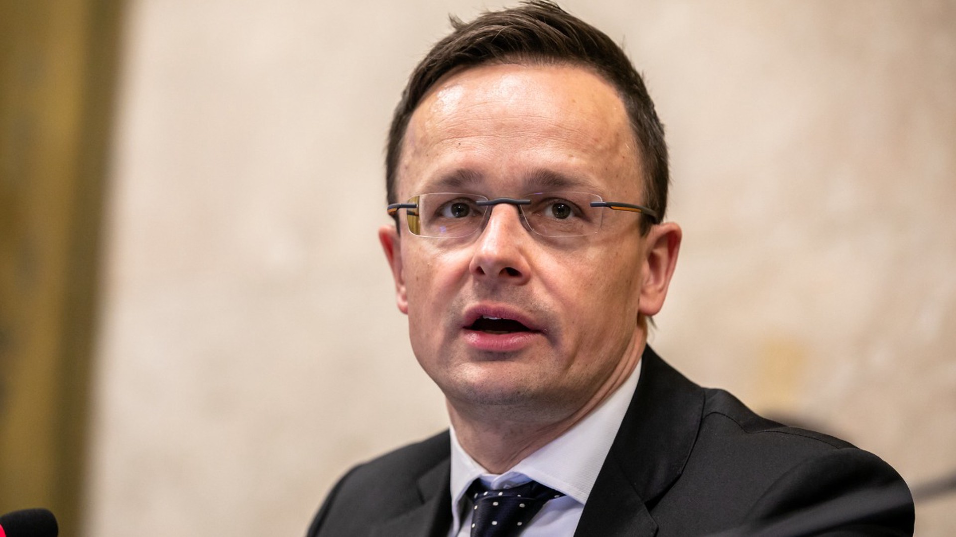 Глава МИД Венгрии Сийярто: у Евросоюза нет консенсуса вокруг решений по Украине