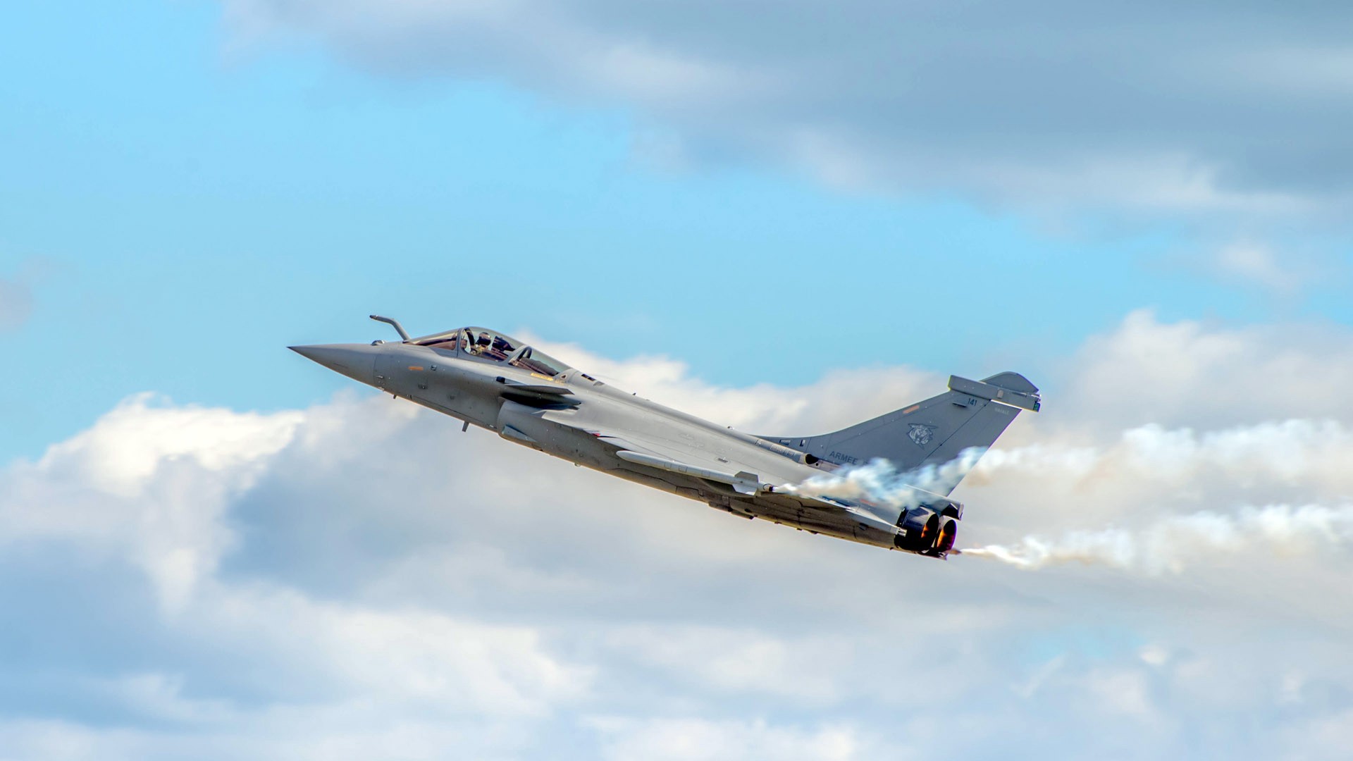 Индия перебросила на границу с Китаем истребители Rafale