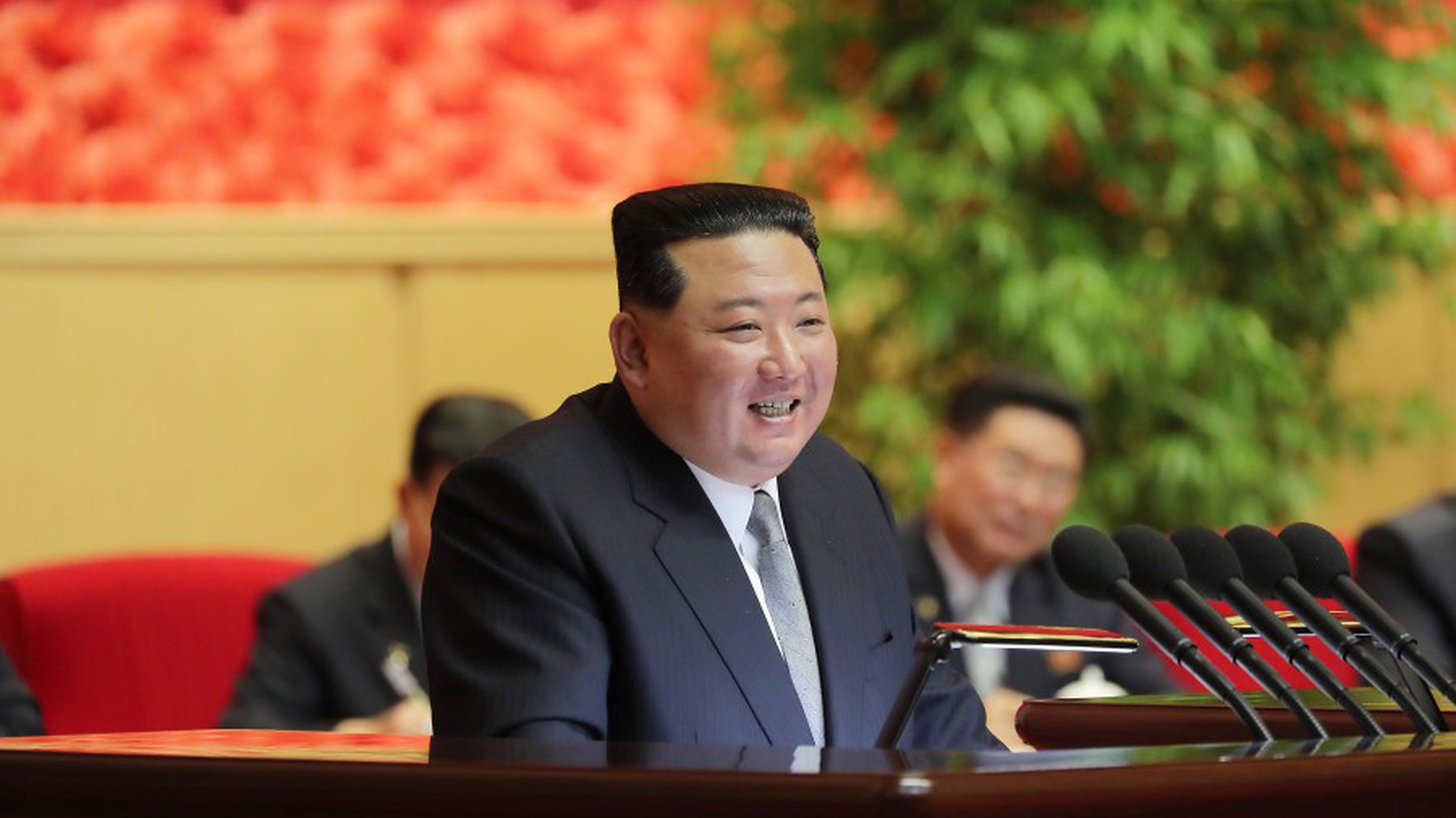Лидер КНДР Ким Чен Ын поздравил Владимира Путина с 70-летним юбилеем