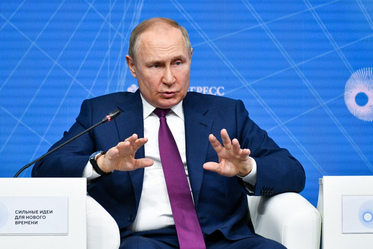 Депутат ГД предположил, что Путин встретится с лидерами фракций 11-14 февраля, а послание Федеральному собранию состоится после 20 февраля