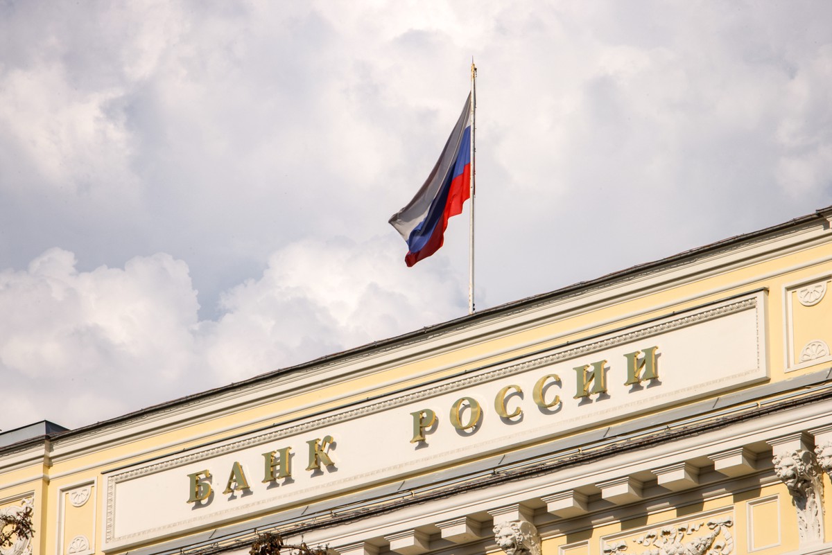 Совет ЕС разрешил использовать прибыль от замороженных российских активов для Украины