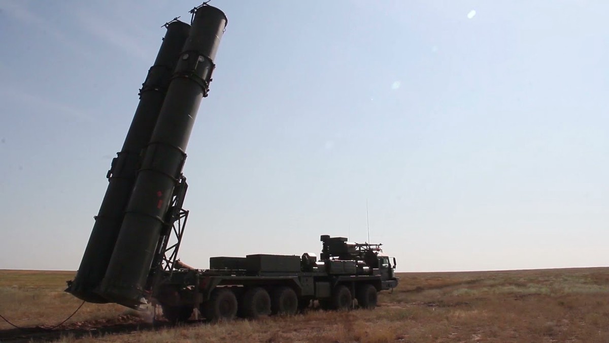 MWM: Новый полк ЗРК С-500 ВС России угрожает жизненно важным самолётам НАТО