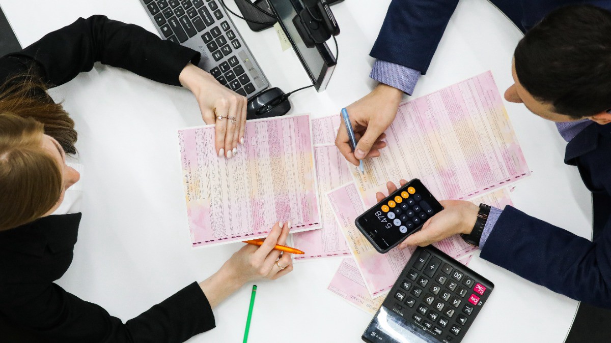 Полисы ОСАГО могут подорожать на 15-30%: не треснет?
