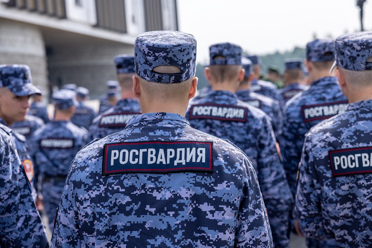 Неизвестные напали на росгвардейцев в Курской области
