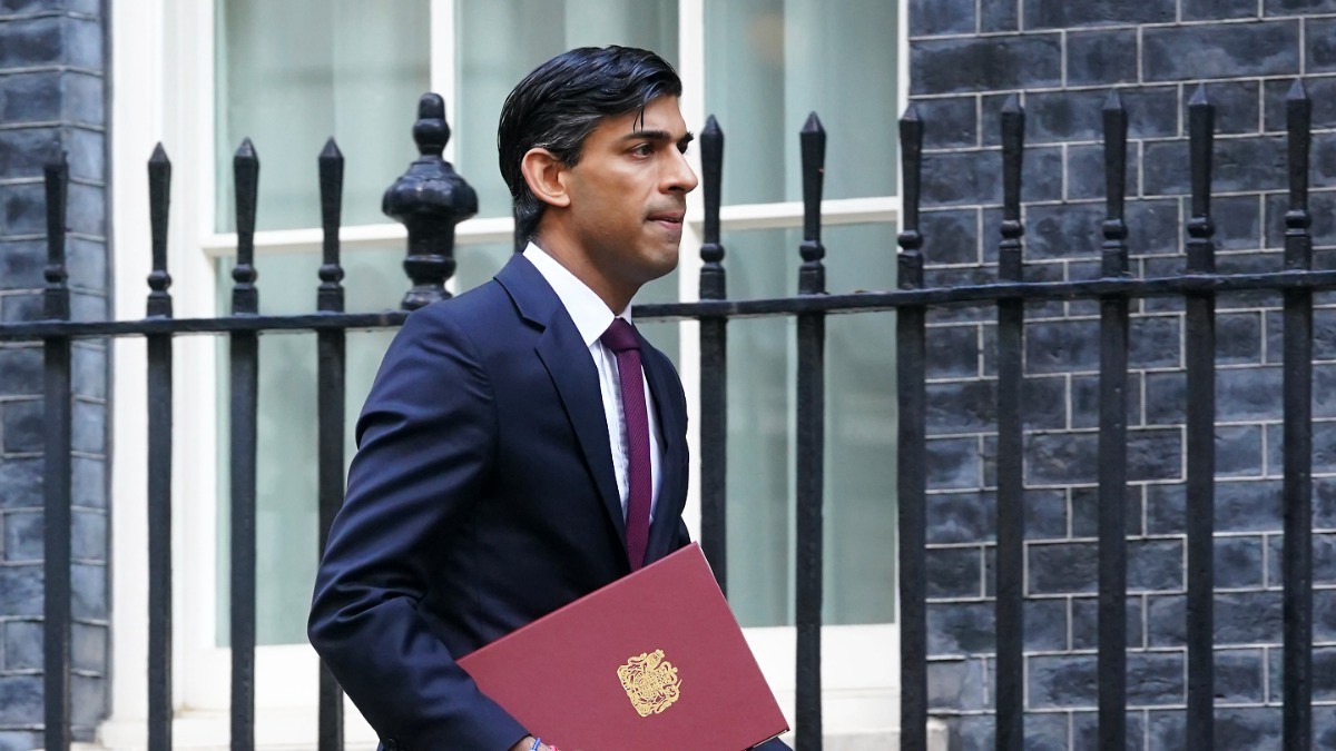 Sun: Сунак допустил выход Британии из ЕСПЧ ради высылки нелегальных мигрантов