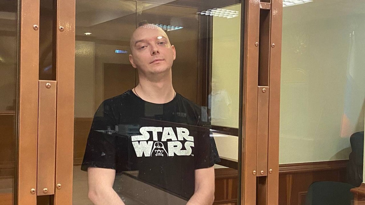 Обвинение запросило для Ивана Сафронова 24 года колонии строгого режима 