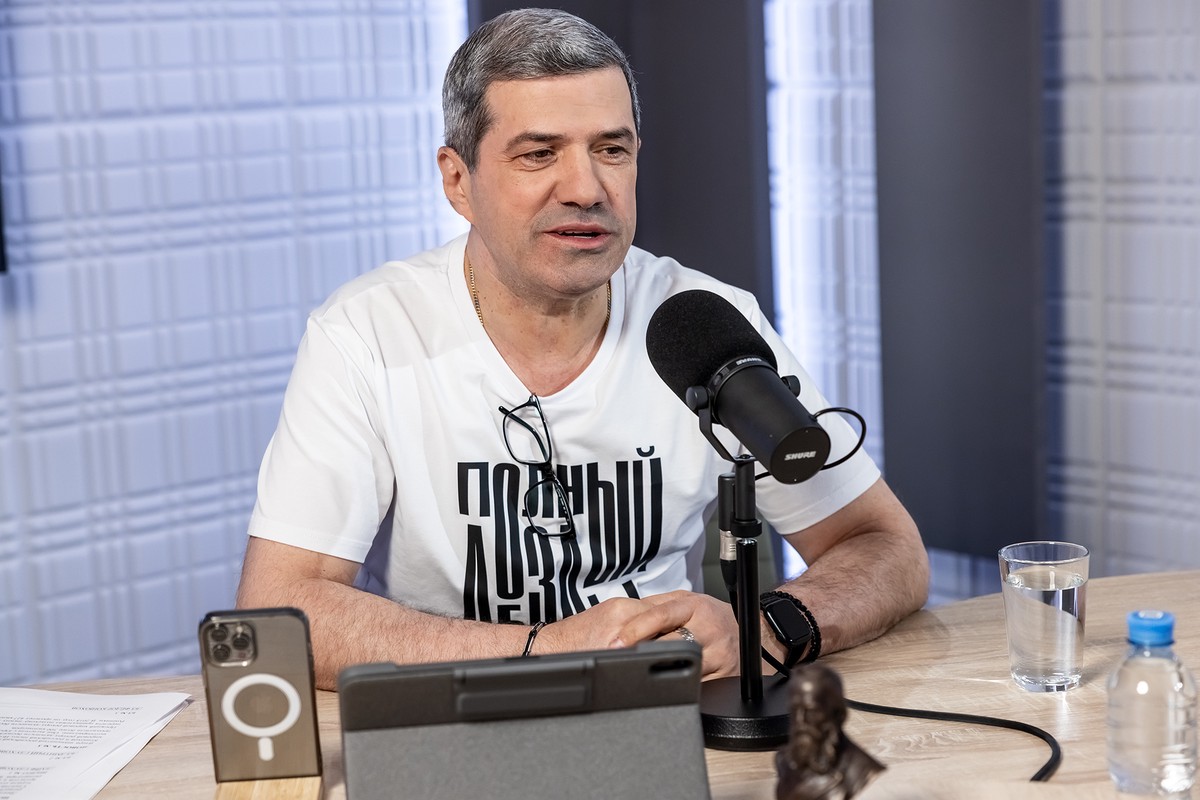«Ему нет смысла приезжать»: Шахназаров о возможном возвращении Панина в Россию